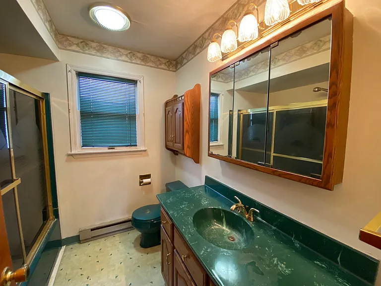 389 Osceola Ave — Photo 5