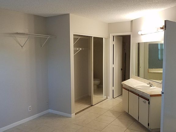3rd image of 1526 SE Royal Green Cir #203