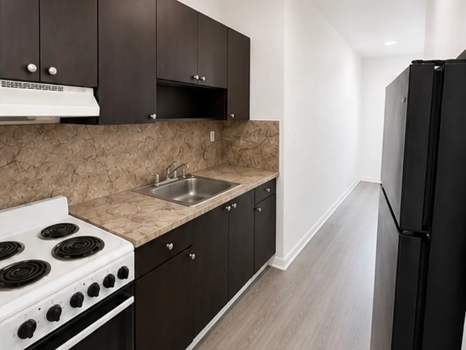 233 SW 11th Ave