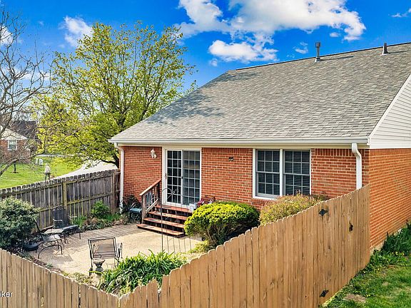 4th image of 8800 Doe Run Ct