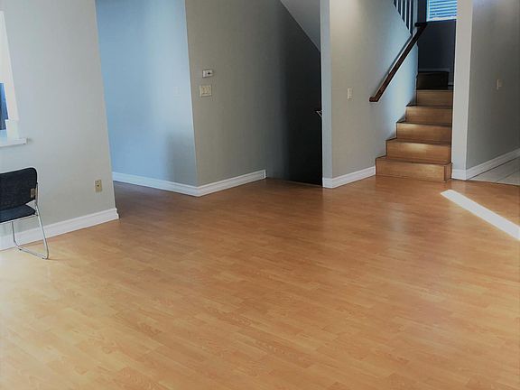 5th image of 117 N Marengo Ave