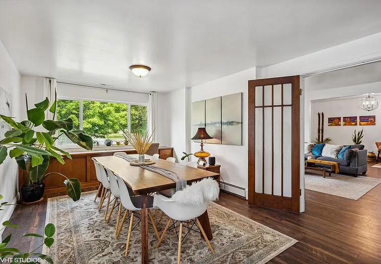 2571 Van Buren Ave — Photo 13