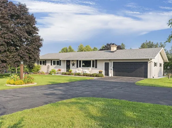 9185 County Road S, Mount Horeb, WI 53572