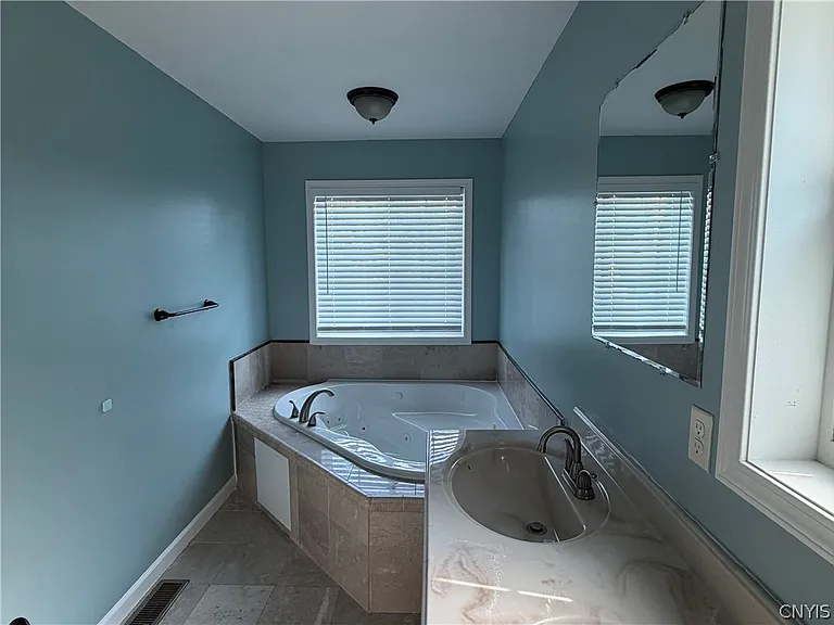 923 Emmett St — Photo 42