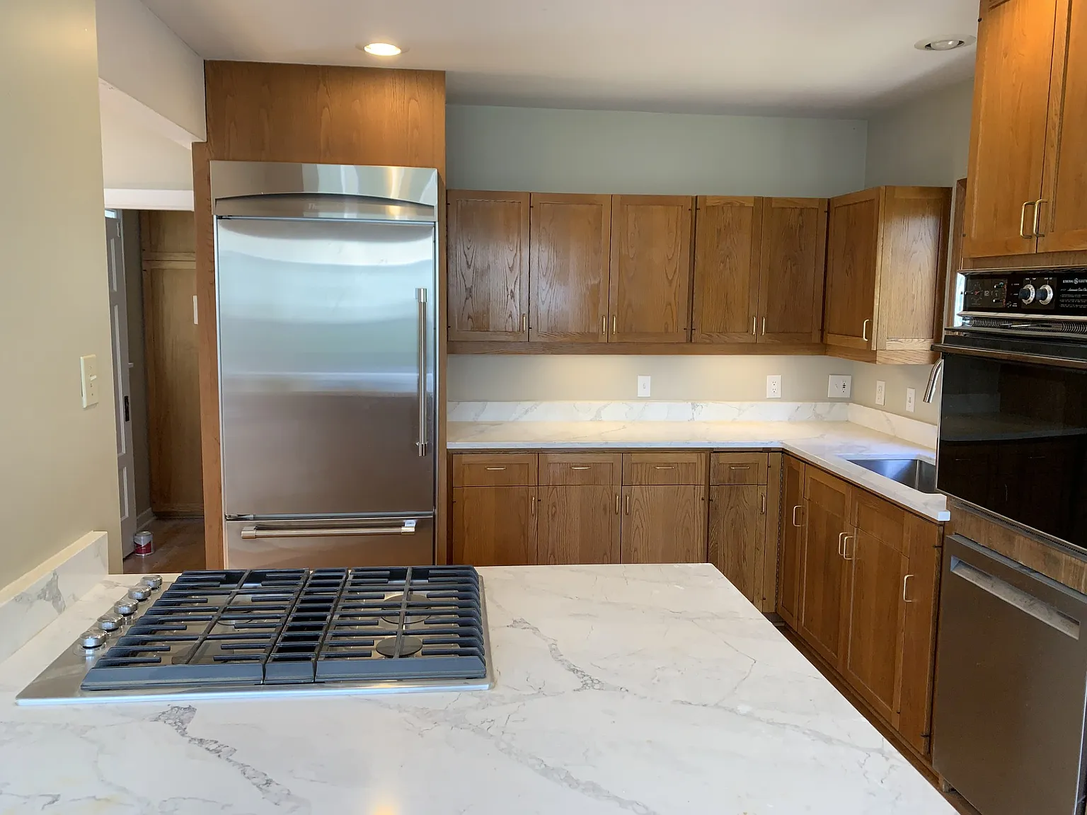 2 bed, 1.5 bath, 2000 sqft, $3,800 — Photo 3