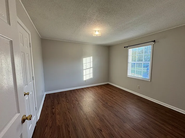 1665 N Webb St — Photo 6