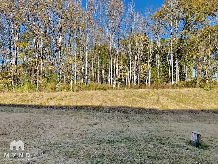 238 Quinn Rd — Photo 16