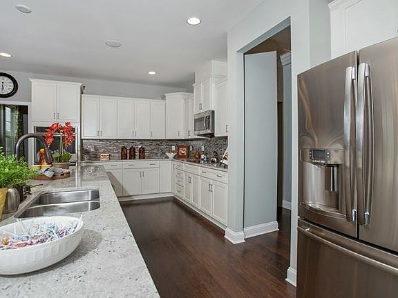 Photos NOT of actual Home