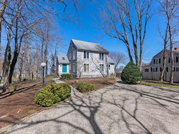3 Cobbs Holw, Plymouth, MA 02360