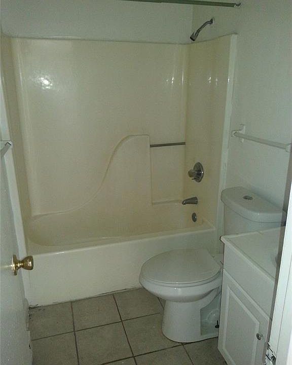 1st image of 1352 Hanson Ave APT 3