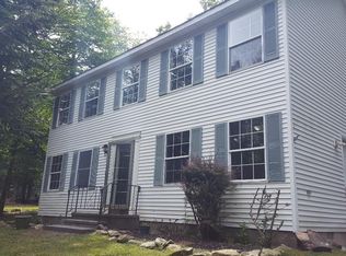 9238 Westwood Dr, Tobyhanna, PA 18466