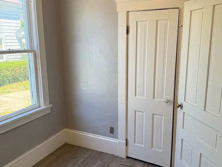 1502 Long Ave #1 — Photo 8