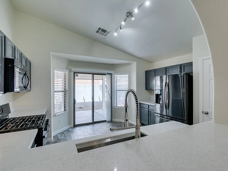 6763 Bison Creek St — Photo 25