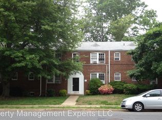 1217 N Kensington St APT 4, Arlington, VA 22205