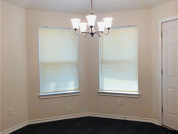 5th image of 3011 S Denley Dr