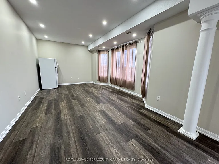 349 Edgehill Dr — Photo 12