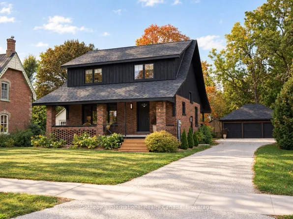 4 King St, Clearview, ON L0M 1G0