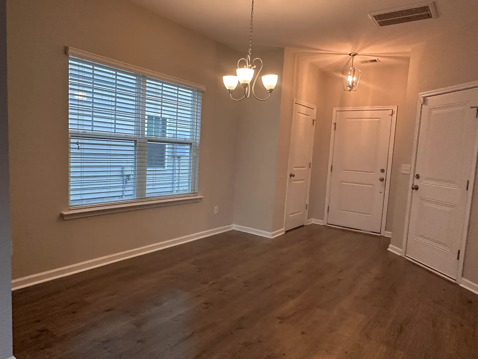112 Brewers Oak Ln — Photo 4