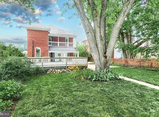 415 Lincoln Way W, New Oxford, PA