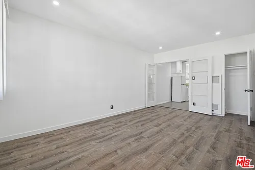 4010 Los Feliz Blvd #16 Photo 1