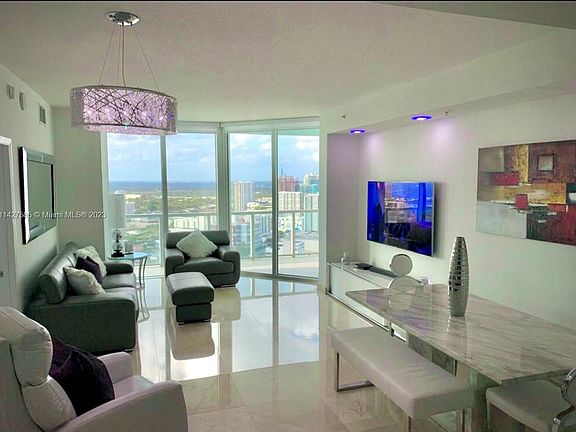 5th image of 1900 N Bayshore Dr APT 3316
