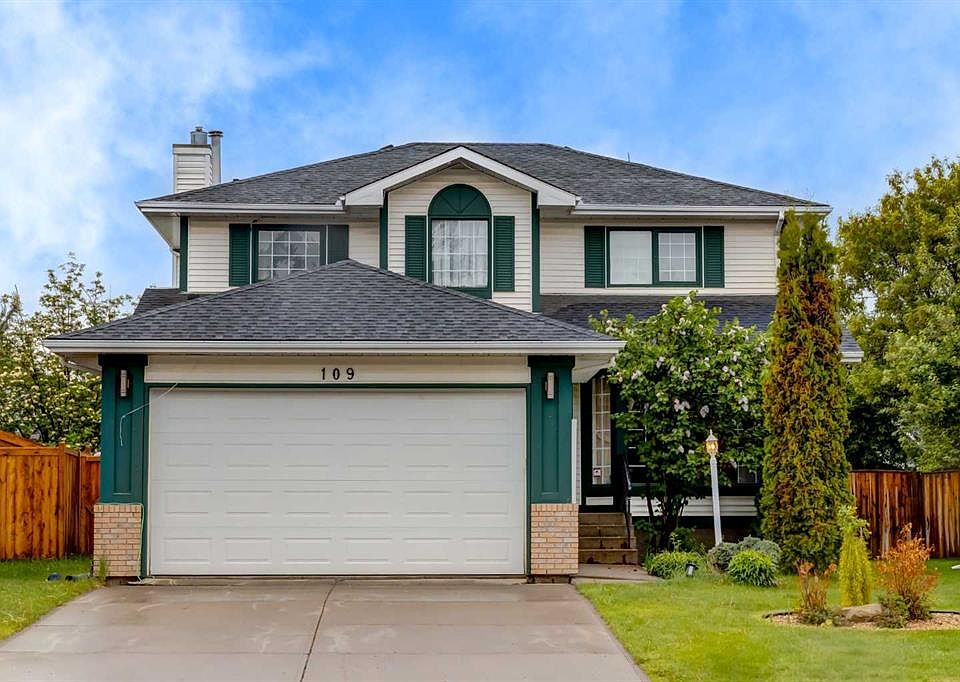 1st image of 109 SE Shawbrooke Close SW