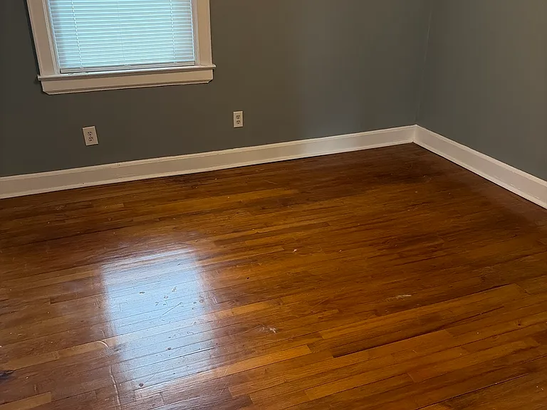 155 Hope Ave — Photo 6