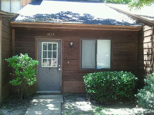 1st image of 1828 Falconcrest Dr