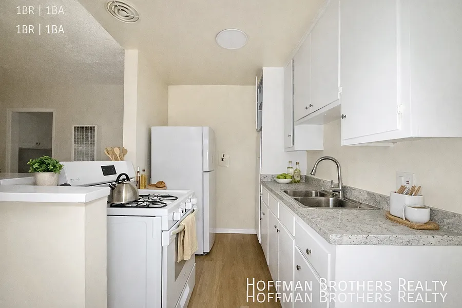 1550 S Westgate Ave Los Angeles, CA 90025 — Photo 2