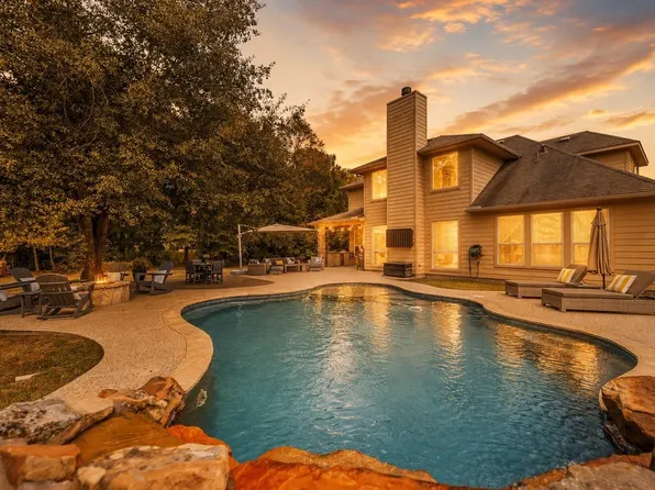 9061 Water Buck Ln, Conroe, TX 77303