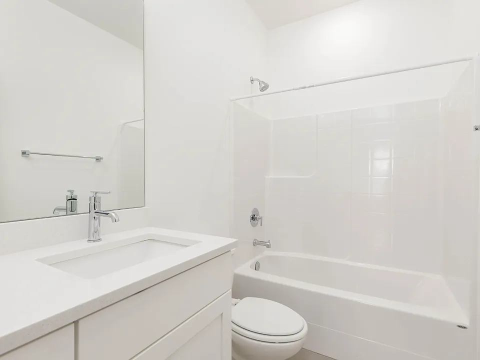 747 S Mincio Lane St #17
