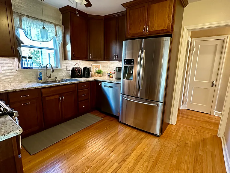140 Maple Rd — Photo 12