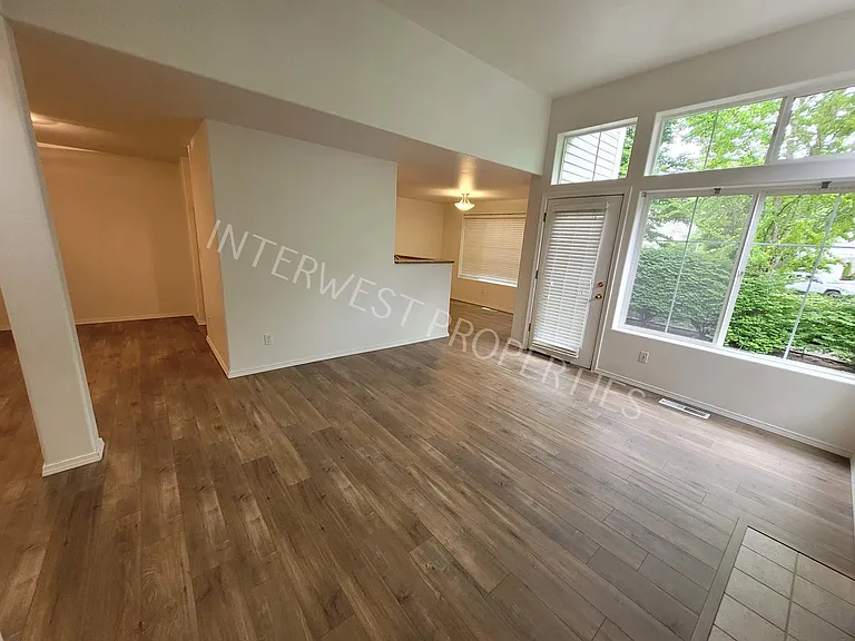 16173 SW Audubon St #102 — Photo 2