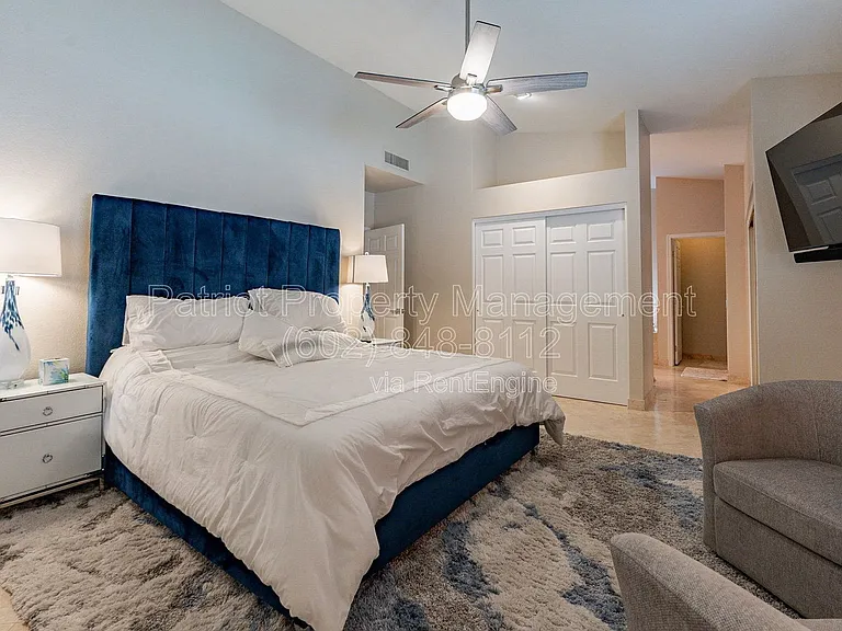 9910 E Sutton Dr — Photo 29