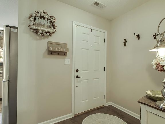 3rd image of 8323 Tumbled Stone Way
