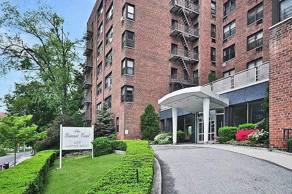 629 Kappock Street #4D in Spuyten Duyvil, Bronx | StreetEasy