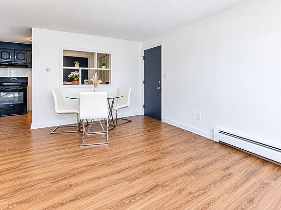 4th image of 24 Inman St #26