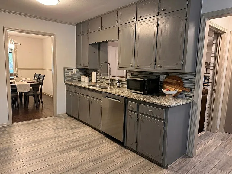 2023 Red Oak Rd #A — Photo 4