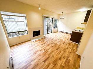 1079 108th Ave NE APT 1, Bellevue, WA 98004