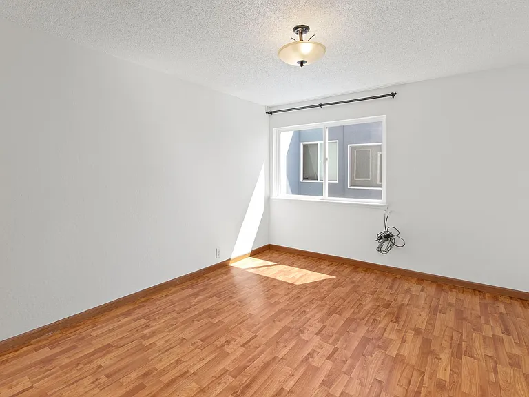 230 12th Ave #389R — Photo 12