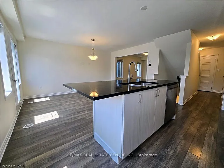 143 Ridge Rd — Photo 3