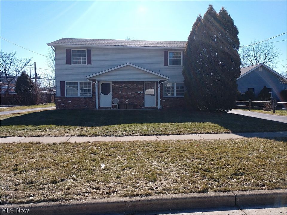 1st image of 975 Center St #977