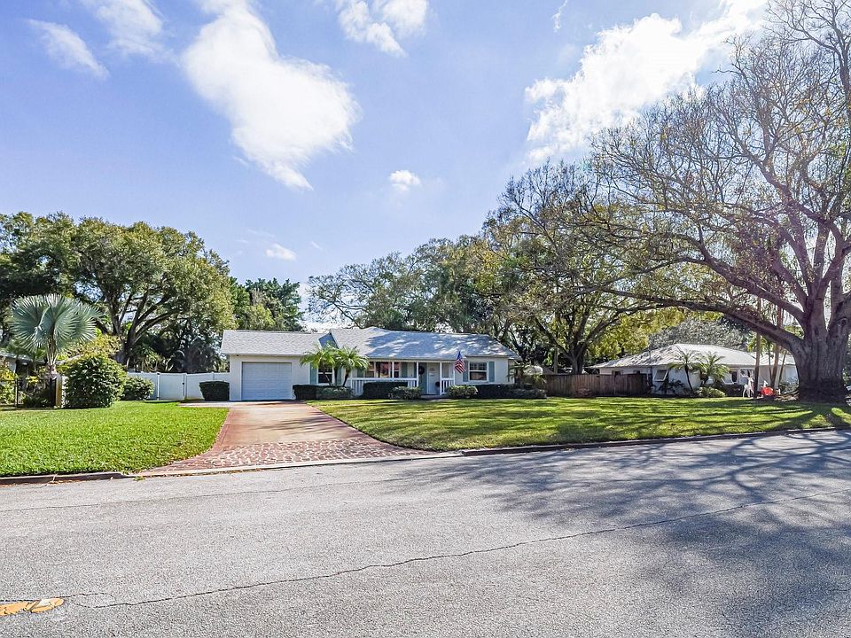 1st image of 2180 Seville Avenue