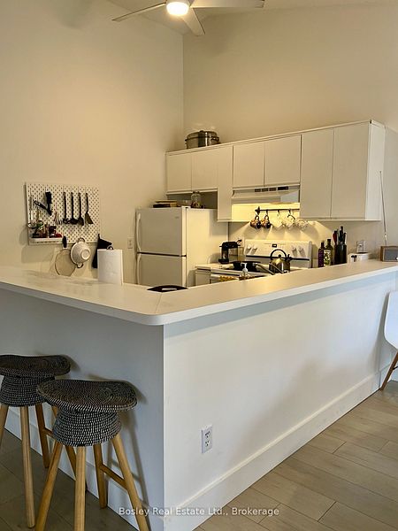 The Blue Mountains Townhouse for rent - 2 Bedrooms — photo 9