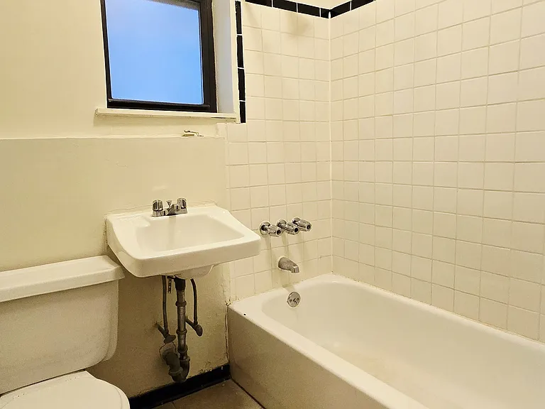55 W 111th St #3E — Photo 8