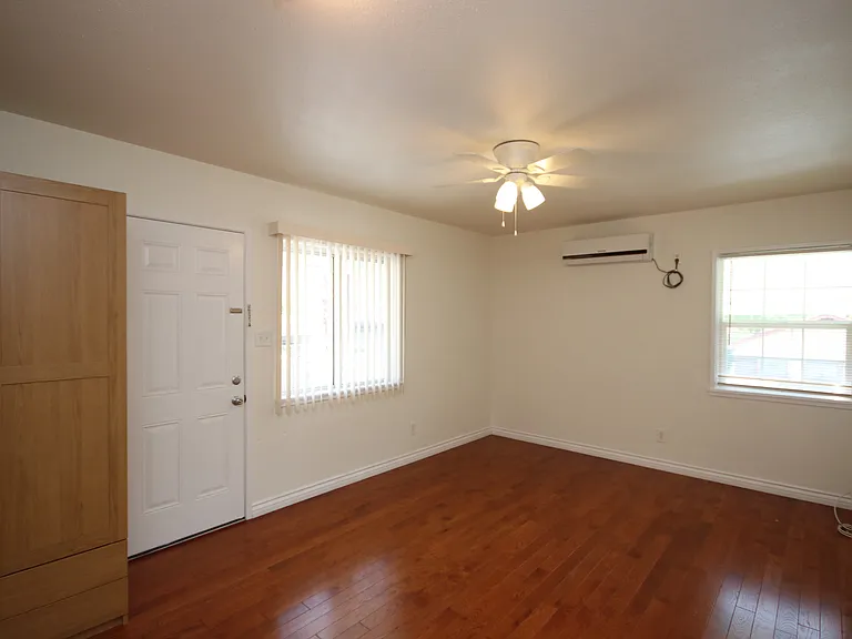 28 S Eastern Ave #28 — Photo 4