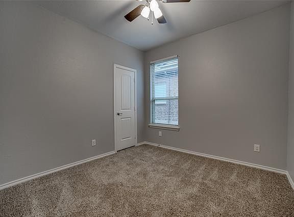 2nd image of 1626 NE Kennedy Ln