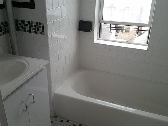 2nd image of 15067 87th Ave