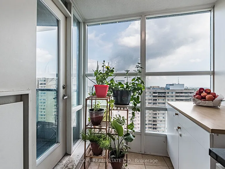 1 Elm Dr W #2111 — Photo 14