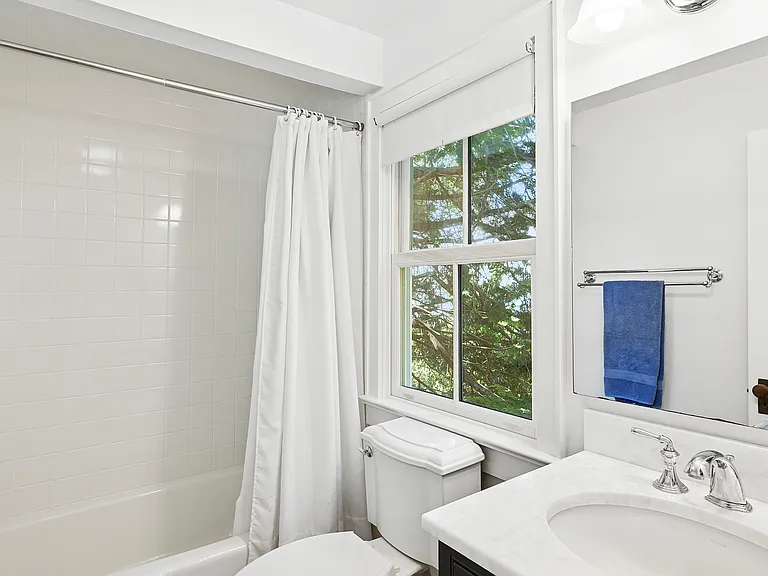 19 Gould St — Photo 16
